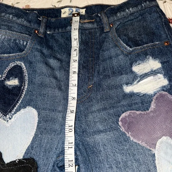 Free People We The Free Piece Of My Heart Jeans Heart Patch Wide Leg HighRise - Picture 8 of 14